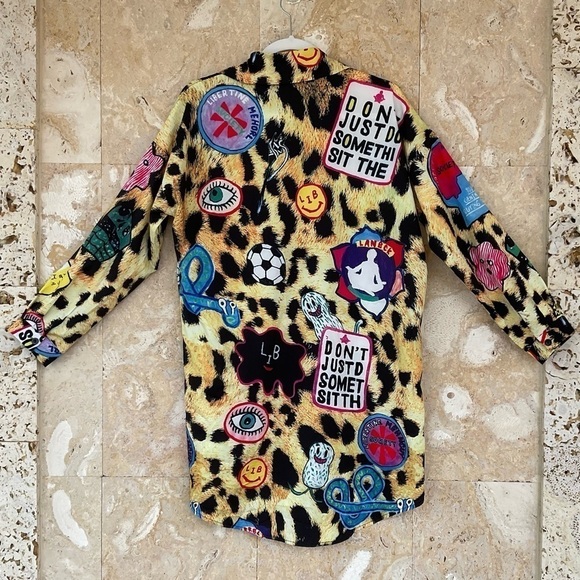 Women’s Blouse - Picture 3 of 12